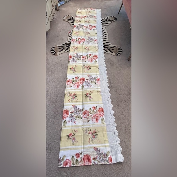 Croscill Vintage Yellow Floral Valence - Long 84"  EUC - Picture 1 of 6